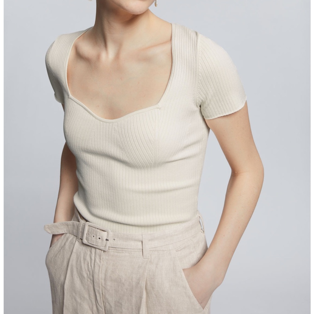 & other stories Knitted Sweetheart Neck Top